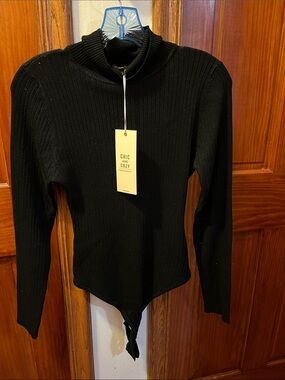 Love Tree Black Ribbed Mock Neck Top